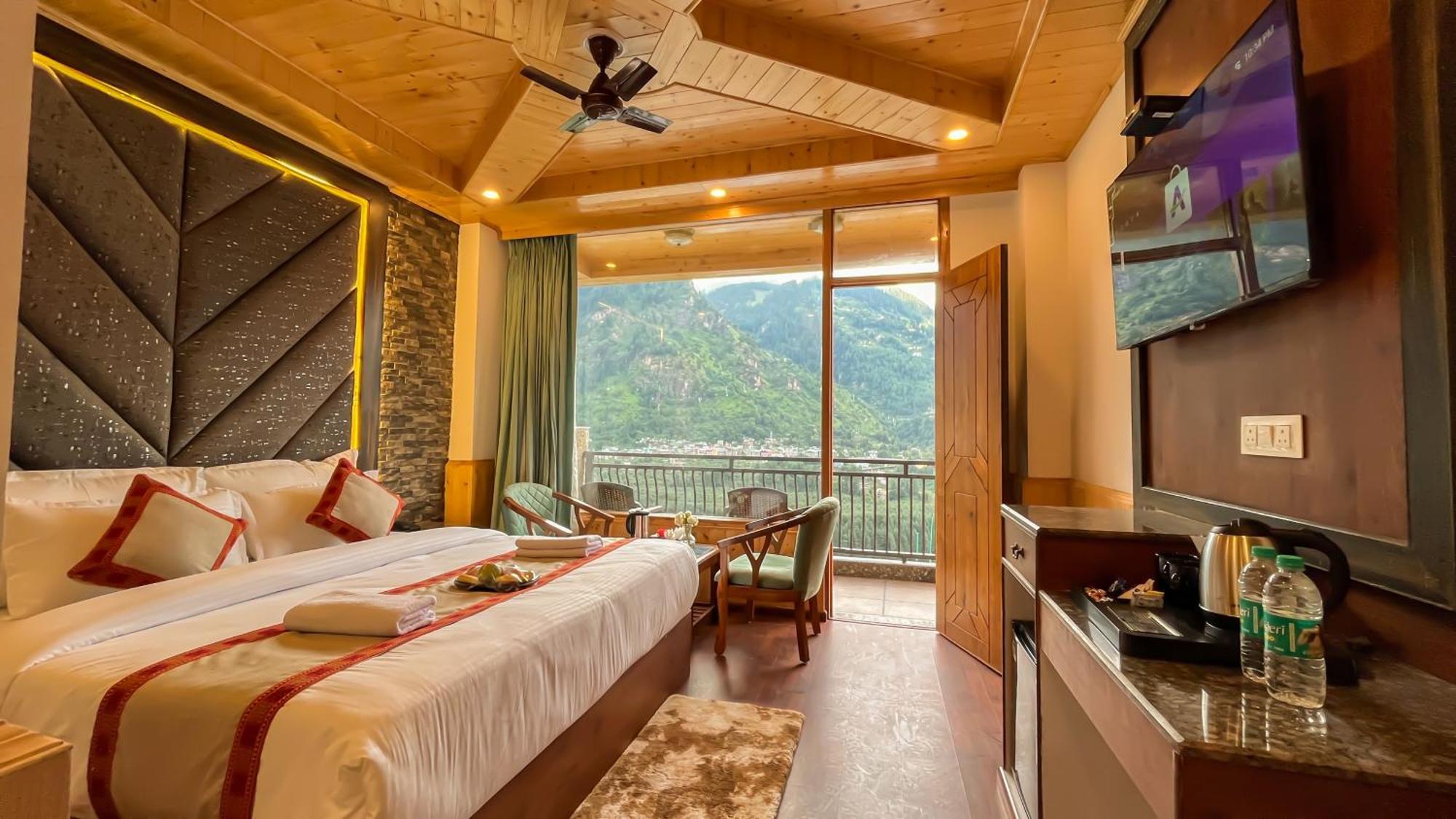 Hotel Touch Wood Manali (Himachal Pradesh)